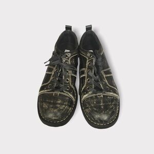 Skechers: factory scraped/distressed leather Oxford shoes